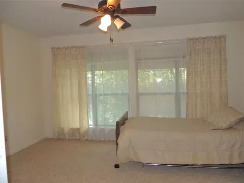 Bedroom - 925 Kenwood Dr, Abilene, TX 79601 photo 1 of 3