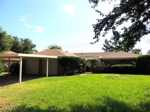 Exterior - 925 Kenwood Dr, Abilene, TX 79601 photo 2 of 13