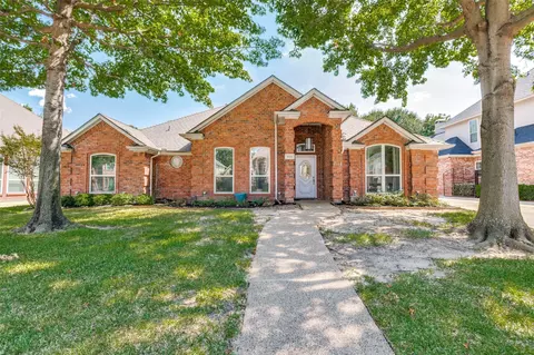 6204 Millwood Ct, Arlington, TX 76016