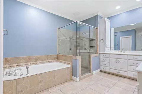 Bath - 9412 Silverthorn Dr, Waco, TX 76708 photo 1 of 1