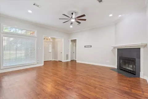 Living - 9412 Silverthorn Dr, Waco, TX 76708 photo 1 of 5