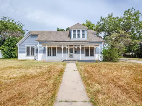 1001 Avenue G Ave, Brownwood, TX 76801