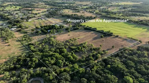 566 Harmony Rd, Weatherford, TX 76087