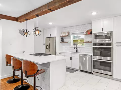 10433 Coleridge St, Dallas, TX 75218