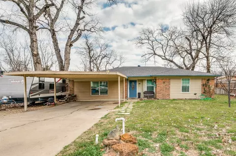 5217 Nell St, Fort Worth, TX 76119