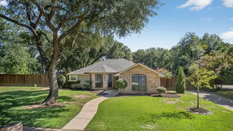 2205 Morriss Ct, Flower Mound, TX 75028