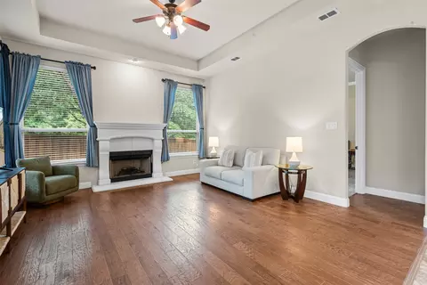 Living - 3536 Treetop Dr, Euless, TX 76040 photo 3 of 4