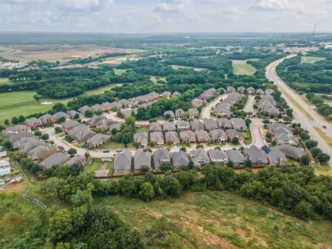 View/Area - 3536 Treetop Dr, Euless, TX 76040 photo 4 of 4