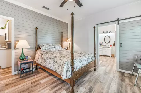 Bedroom - 129 Hogan St, Comanche, TX 76442 photo 2 of 5