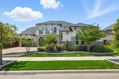 1812 Coopers Hawk Dr, Arlington, TX 76005