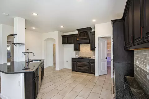 Kitchen - 8801 Conroe Dr, Argyle, TX 76226 photo 3 of 3