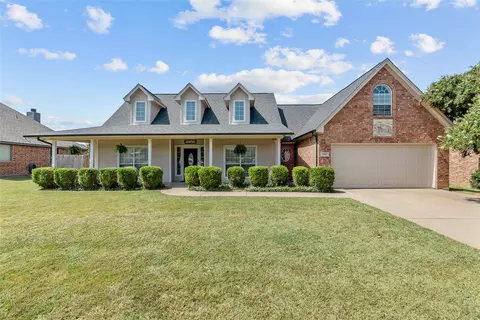 525 Mckittrick Ct, Godley, TX 76044