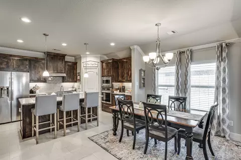 539 Windrow Ln, Waxahachie, TX 75165