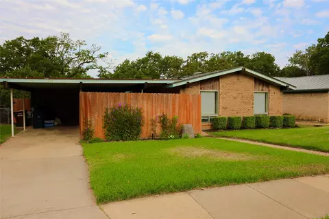 1918 Jacqueline Dr, Denton, TX 76205