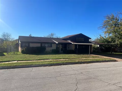 1604 Parkdale Dr, Wichita Falls, TX 76306
