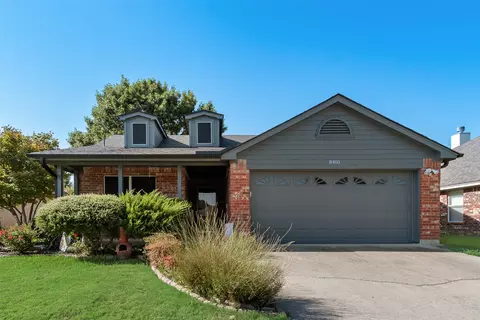 8460 Ruthette Dr, North Richland Hills, TX 76182