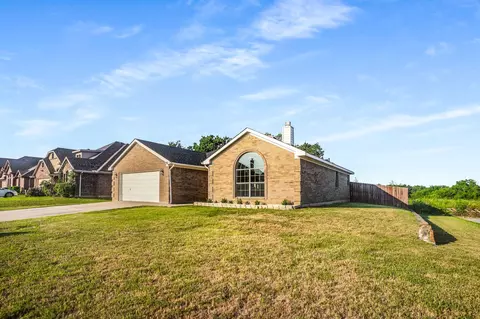 1715 Abaco Dr, Mansfield, TX 76063