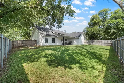 306 Eagle Dr, Eddy, TX 76524 photo 25