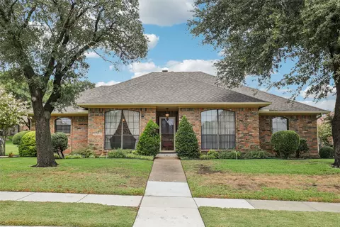 1411 Elizabeth Dr, Carrollton, TX 75007