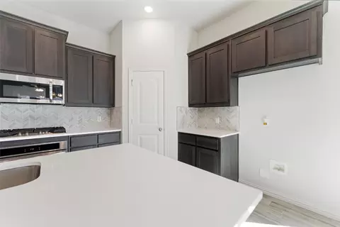 Kitchen - 2041 Kelva Dr, Haslet, TX 76052 photo 5 of 5