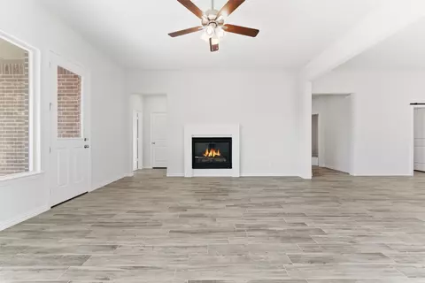 Living - 2041 Kelva Dr, Haslet, TX 76052 photo 3 of 5