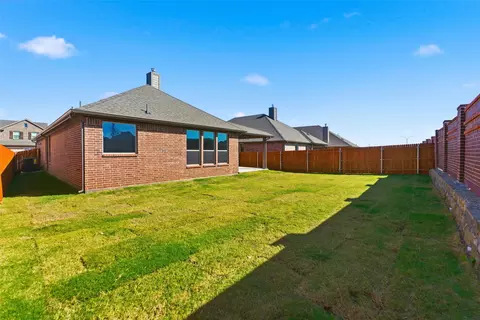 Exterior - 2041 Kelva Dr, Haslet, TX 76052 photo 7 of 9