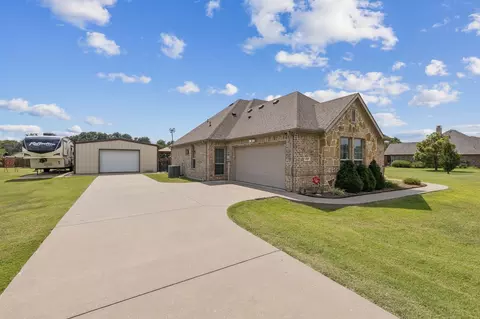 2220 Kandy Ln, Kaufman, TX 75142