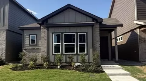 3113 Pecan Farm Ln, Fort Worth, TX 76140