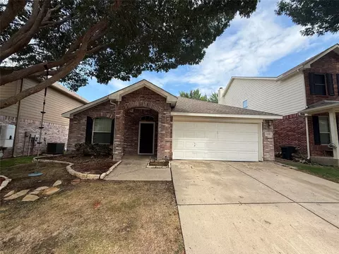 13252 Ridgepointe Rd, Fort Worth, TX 76244