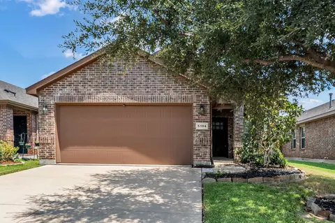 5104 Britton Ridge Ln, Fort Worth, TX 76179