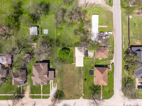 509 Navarro Ave, Mart, TX 76664 photo 12
