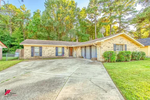 2831 Jonathan Ln, Shreveport, LA 71108