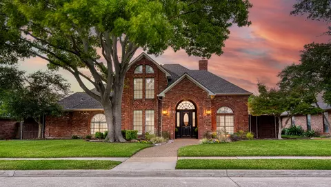 3921 Jamestown Pl, Plano, TX 75023