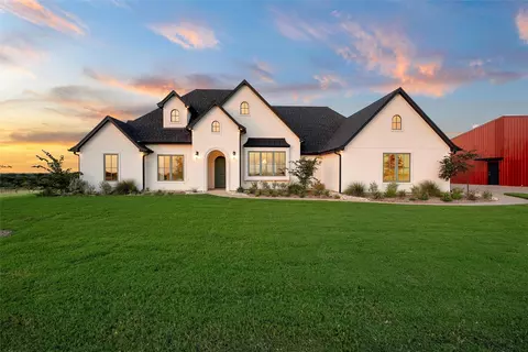 2176 N Speegleville Rd, Woodway, TX 76712