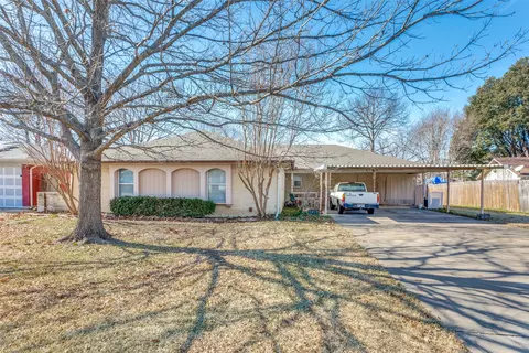 723 N Ray St, Alvarado, TX 76009