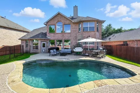 6828 Shoreway Dr, Grand Prairie, TX 75054