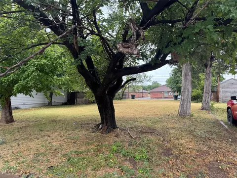 1618 S 15th St, Abilene, TX 79602