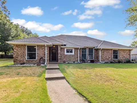 418 Peachtree St, Fairfield, TX 75840