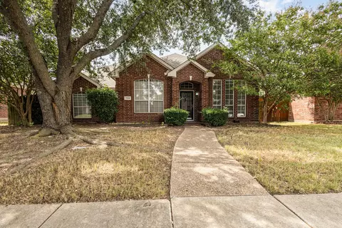 706 Seminole Trl, Allen, TX 75002