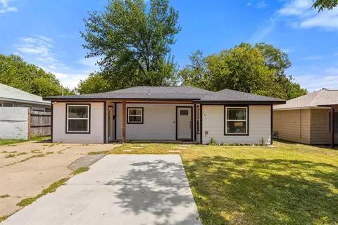 701 SW 5th St, Grand Prairie, TX 75051