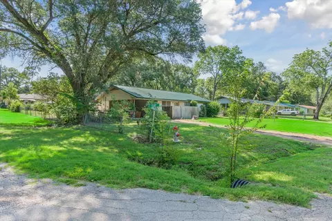 1102 Clay St, Canton, TX 75103