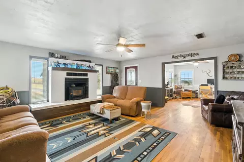 Living - 14701 Highway 16 S, Comanche, TX 76442 photo 3 of 3