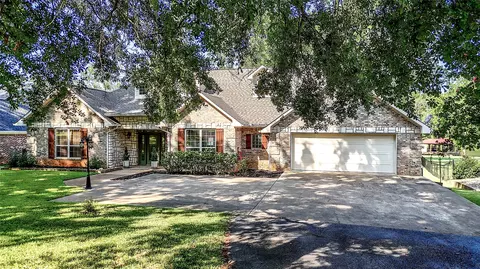 701 County Road 3608, Bullard, TX 75757