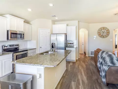 Kitchen - 3020 Keathley Dr, Lorena, TX 76655 photo 5 of 5