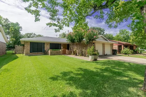 2522 La Vonne Cir, Bossier City, LA 71111