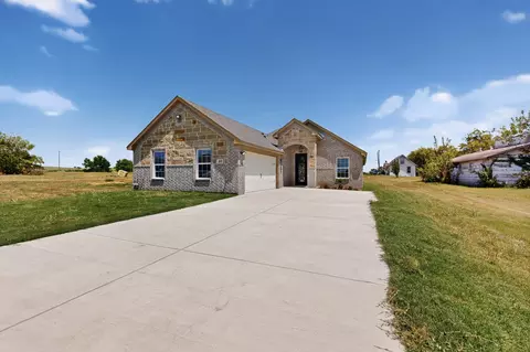 808 Maple St, Ferris, TX 75125