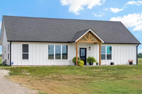 135 County Road 44550, Paris, TX 75462