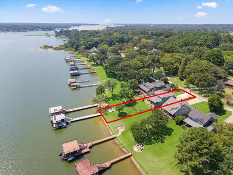 13700 Park Harbor Dr, Eustace, TX 75124