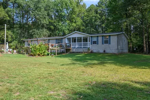 830 Fox Skin Dr, Haughton, LA 71037