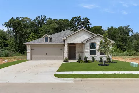 1405 Hillbrook Ct, Aubrey, TX 76227